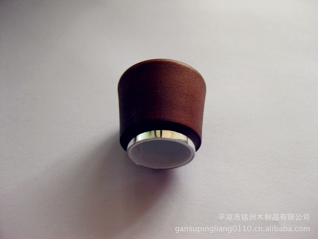 最后则是温暖的木质基调