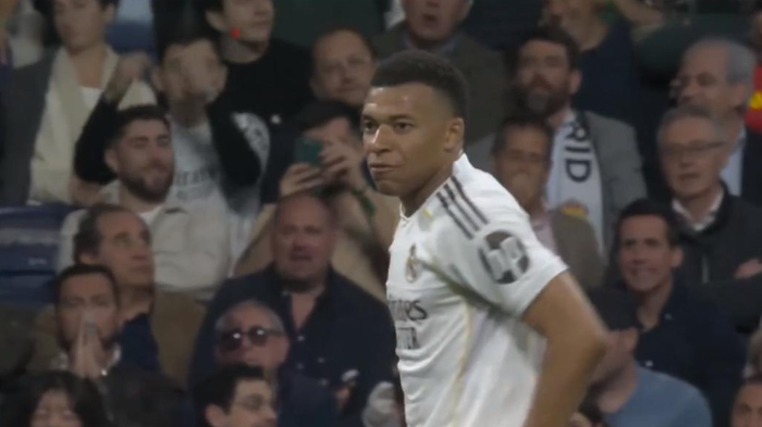 皇马利物浦边锋短板暴露 津门虎困境引深思